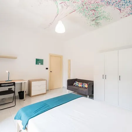 S5f7-r3 Spacious And Bright Private Balcony * בארי